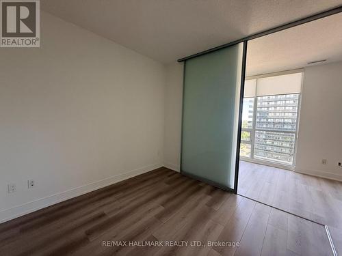 2011 - 23 Sheppard Avenue E, Toronto, ON - Indoor Photo Showing Other Room