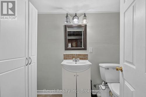 459 Cedar Point Road, Tiny, ON - Indoor Photo Showing Bathroom