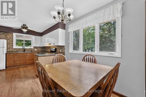 459 Cedar Point Road, Tiny, ON - Indoor Photo Showing Dining Room