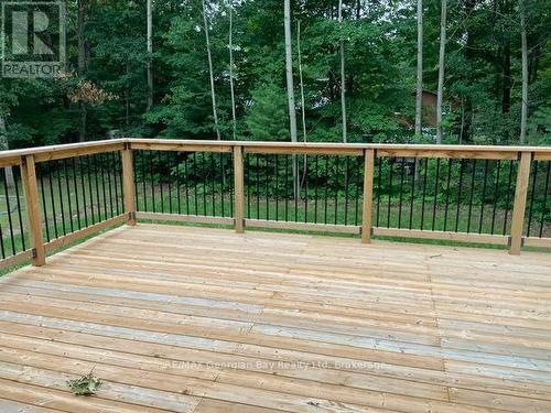 5 Oakwood Avenue S, Tiny, ON - Outdoor With Deck Patio Veranda