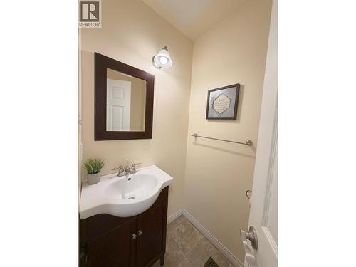 1469 Springhill Drive Unit# 58, Kamloops, BC - Indoor Photo Showing Bathroom