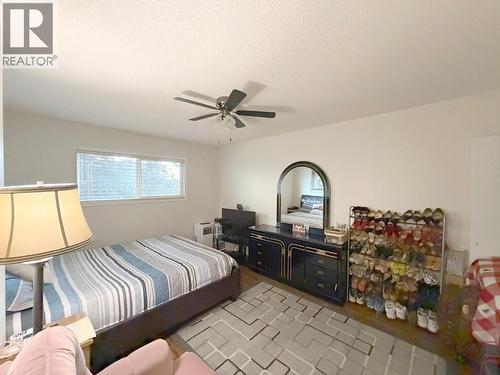 1469 Springhill Drive Unit# 58, Kamloops, BC - Indoor Photo Showing Bedroom
