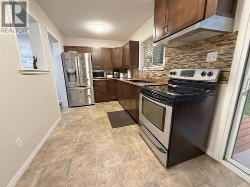 1469 Springhill Drive Unit# 58, Kamloops, BC - Indoor Photo Showing Kitchen