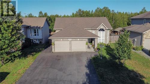 3086 Rebecca Street, Val Caron, ON - Outdoor