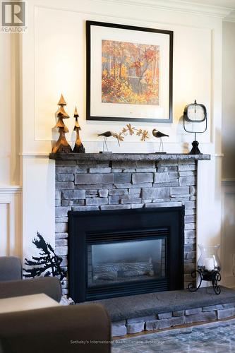 169 Gardiner Street, Meaford, ON - Indoor Photo Showing Living Room With Fireplace