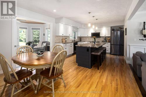 169 Gardiner Street, Meaford, ON - Indoor Photo Showing Dining Room