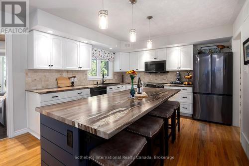 169 Gardiner Street, Meaford, ON - Indoor Photo Showing Kitchen