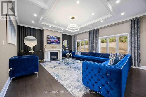 2236 Pemberton Way, Innisfil, ON - Indoor Photo Showing Living Room With Fireplace
