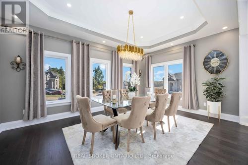 2236 Pemberton Way, Innisfil, ON - Indoor Photo Showing Dining Room