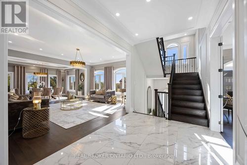 2236 Pemberton Way, Innisfil, ON - Indoor Photo Showing Other Room