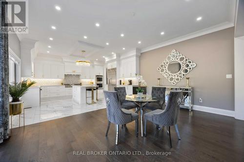 2236 Pemberton Way, Innisfil, ON - Indoor Photo Showing Dining Room