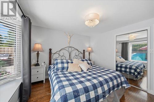 163 Orchard Heights Boulevard, Aurora, ON - Indoor Photo Showing Bedroom