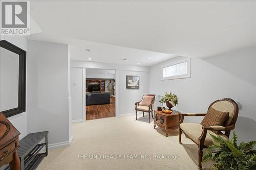163 Orchard Heights Boulevard, Aurora, ON - Indoor Photo Showing Other Room