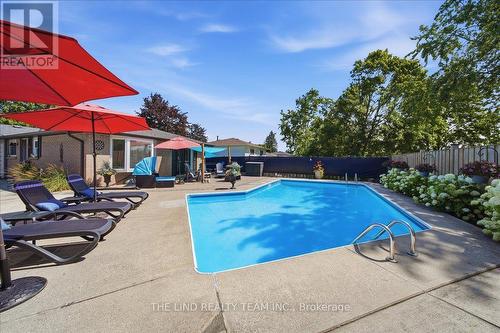 163 Orchard Heights Boulevard, Aurora, ON - Outdoor With In Ground Pool
