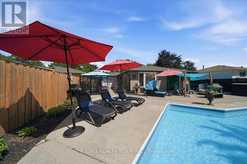 163 Orchard Heights Boulevard, Aurora, ON - Outdoor With In Ground Pool With Deck Patio Veranda