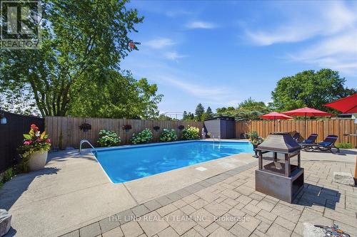 163 Orchard Heights Boulevard, Aurora, ON - Outdoor With In Ground Pool