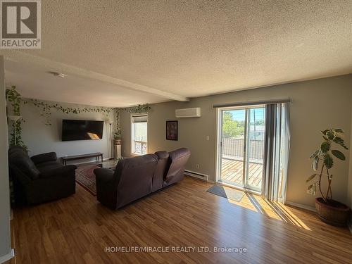 13 Yonge Street S, Springwater, ON 