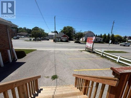 13 Yonge Street S, Springwater, ON 