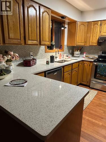 5128 44 Place Ne, Chetwynd, BC - Indoor Photo Showing Kitchen With Double Sink