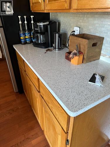 5128 44 Place Ne, Chetwynd, BC - Indoor Photo Showing Kitchen