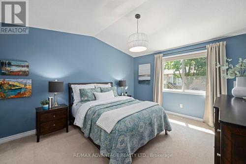 39 - 620 Thistlewood Drive, London North (North C), ON - Indoor Photo Showing Bedroom