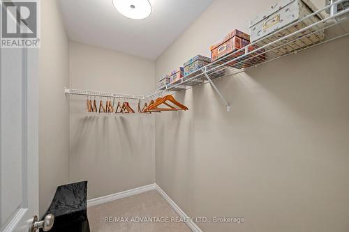 39 - 620 Thistlewood Drive, London North (North C), ON - Indoor With Storage