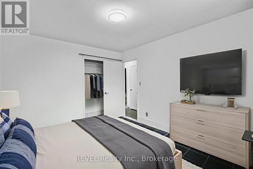VIRTUALLY STAGED PHOTO - 552 First Avenue, Welland (N. Welland), ON - Indoor Photo Showing Bedroom