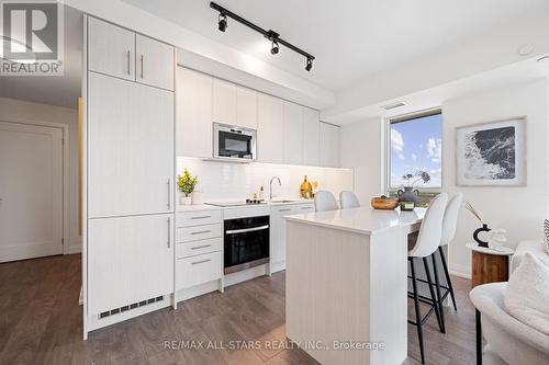 2103 - 286 Main Street, Toronto, ON - Indoor Photo Showing Kitchen With Upgraded Kitchen