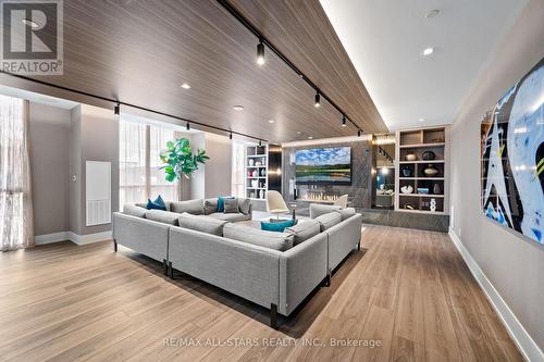 2103 - 286 Main Street, Toronto, ON - Indoor