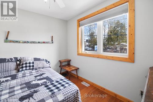 2242 Highway 124, Whitestone (Dunchurch), ON - Indoor Photo Showing Bedroom