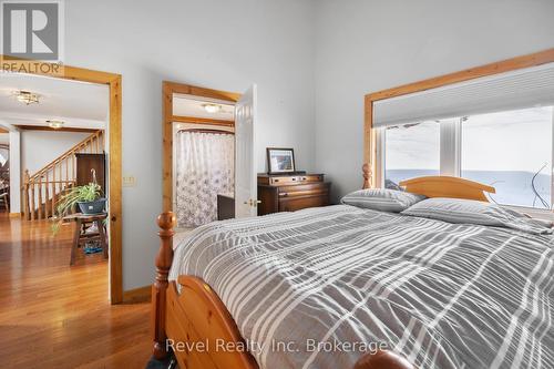 2242 Highway 124, Whitestone (Dunchurch), ON - Indoor Photo Showing Bedroom