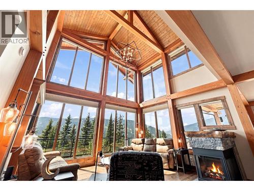 5419 Lookout Ridge Place, Sun Peaks, BC - Indoor