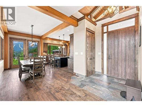 5419 Lookout Ridge Place, Sun Peaks, BC - Indoor Photo Showing Dining Room