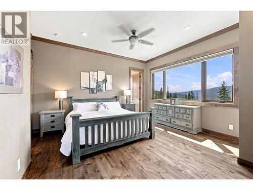 5419 Lookout Ridge Place, Sun Peaks, BC - Indoor Photo Showing Bedroom