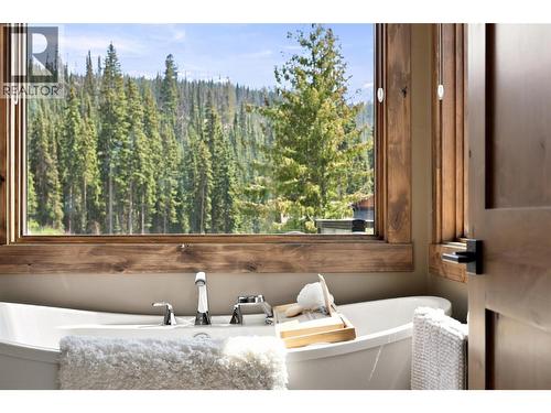 5419 Lookout Ridge Place, Sun Peaks, BC -  Photo Showing Bathroom