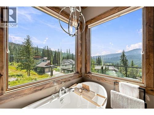 5419 Lookout Ridge Place, Sun Peaks, BC -  With Exterior