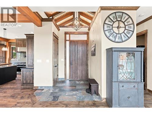 5419 Lookout Ridge Place, Sun Peaks, BC - Indoor Photo Showing Kitchen