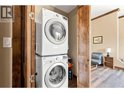 5419 Lookout Ridge Place, Sun Peaks, BC - Indoor Photo Showing Laundry Room