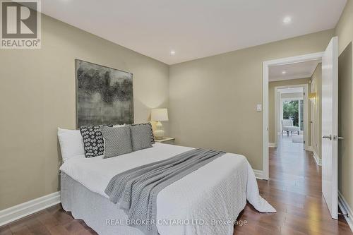 429 North Lake Road, Richmond Hill, ON - Indoor Photo Showing Bedroom
