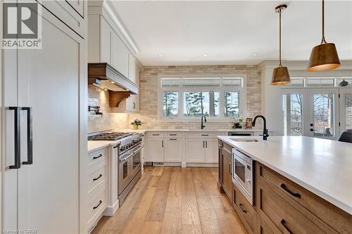 42 Parsonage Road, Ancaster, ON - Indoor Photo Showing Kitchen With Upgraded Kitchen