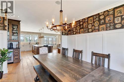42 Parsonage Road, Ancaster, ON - Indoor Photo Showing Dining Room
