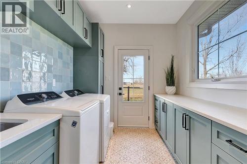 42 Parsonage Road, Ancaster, ON - Indoor Photo Showing Laundry Room