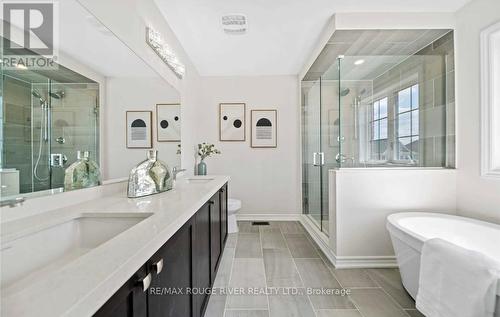 27 Crombie Street, Clarington (Bowmanville), ON - Indoor Photo Showing Bathroom