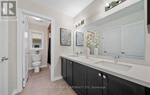 27 Crombie Street, Clarington (Bowmanville), ON - Indoor Photo Showing Bathroom