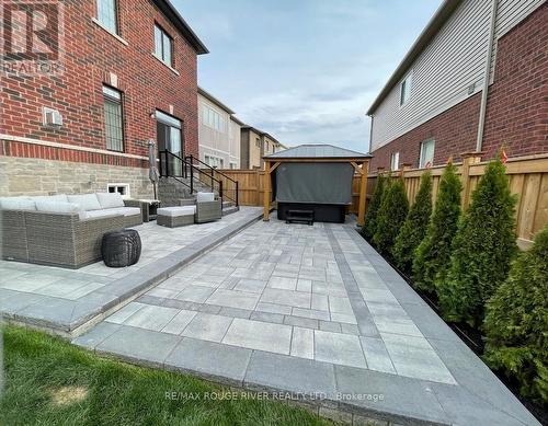27 Crombie Street, Clarington (Bowmanville), ON - Outdoor