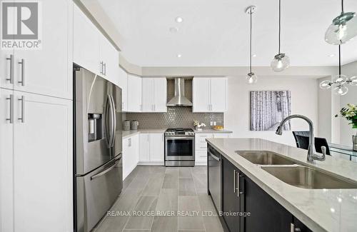 27 Crombie Street, Clarington (Bowmanville), ON - Indoor Photo Showing Kitchen With Stainless Steel Kitchen With Double Sink With Upgraded Kitchen