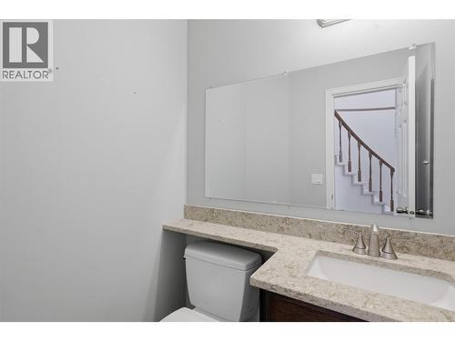 862 Greybriar Court, Kamloops, BC - Indoor Photo Showing Bathroom