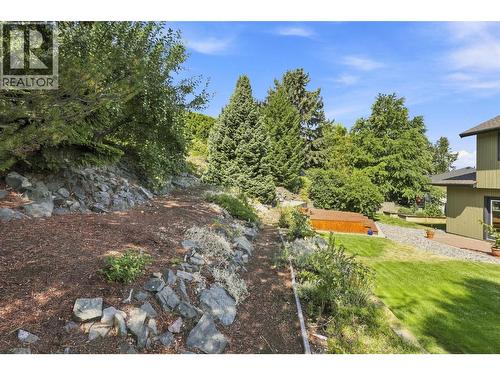 862 Greybriar Court, Kamloops, BC - Outdoor
