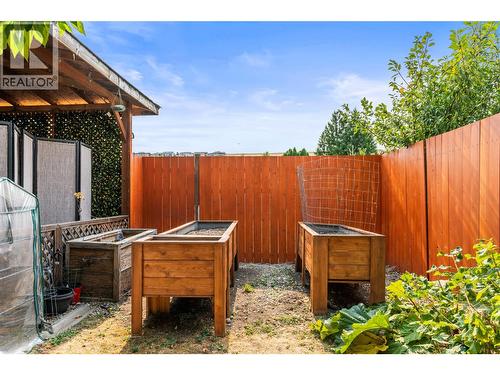 4400 15 Avenue, Vernon, BC - Outdoor With Exterior