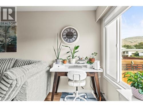 4400 15 Avenue, Vernon, BC - Indoor Photo Showing Other Room